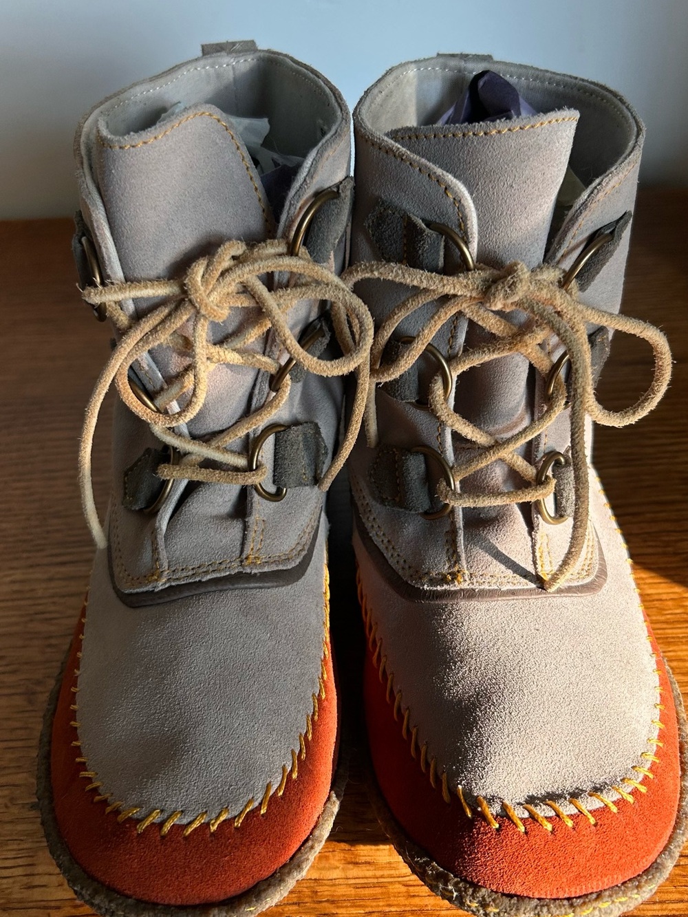 SOREL JOPLIN MOCCASIN SUEDE BOOTS - Picture 2 of 8
